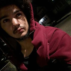 Meet your Posher, Alcides